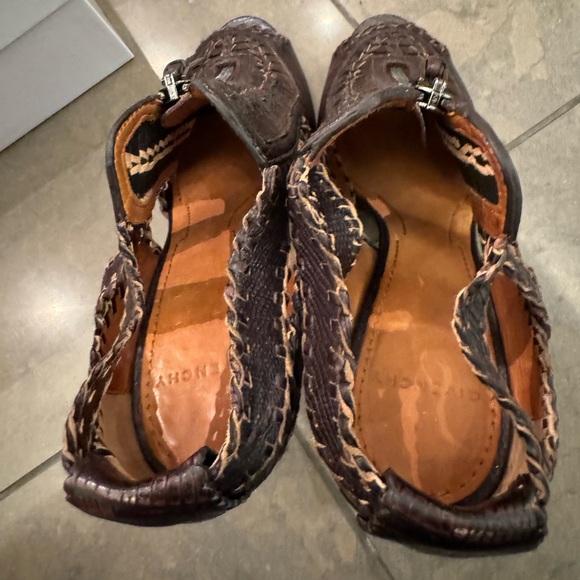 Givenchy Croc Embossed Brown Heels Western Style - Picture 6 of 10